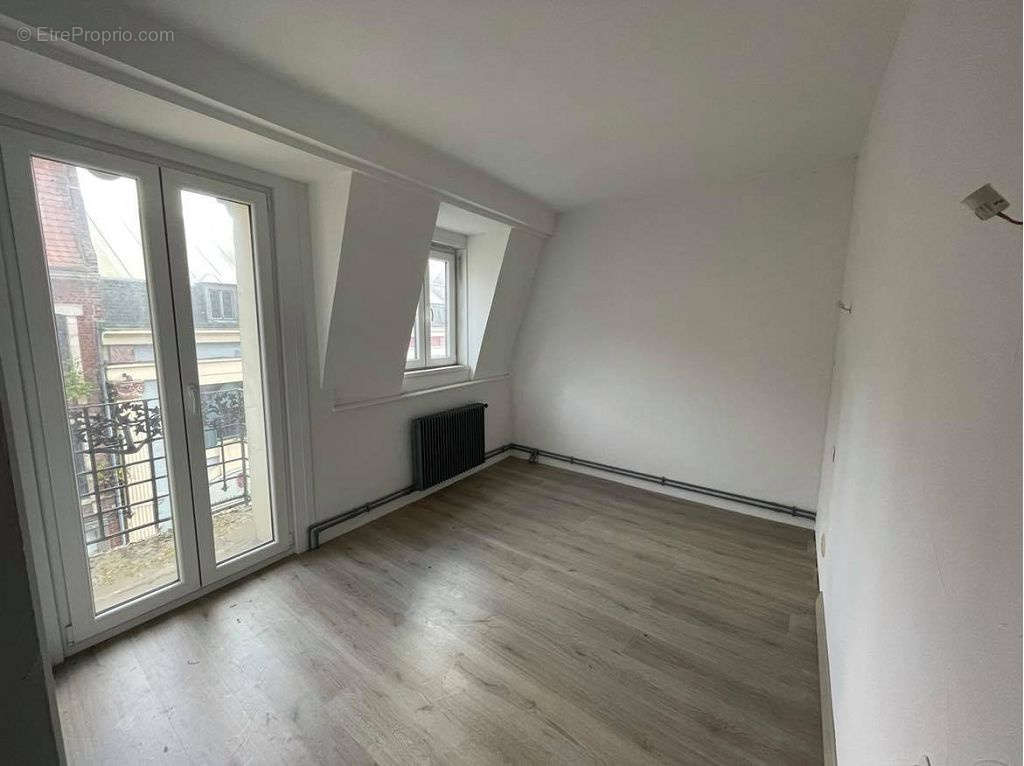 Appartement à AIRE-SUR-LA-LYS