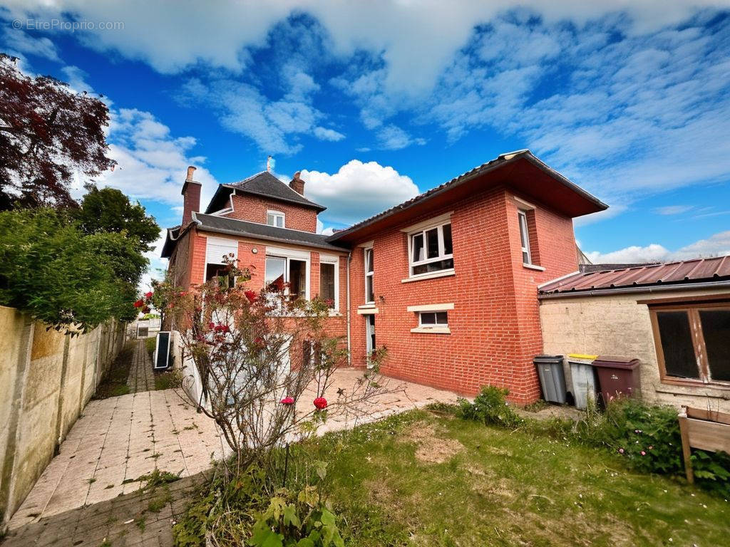 Maison à AIRE-SUR-LA-LYS