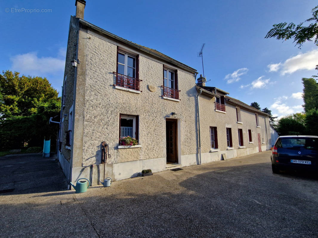 Maison à GARANCIERES