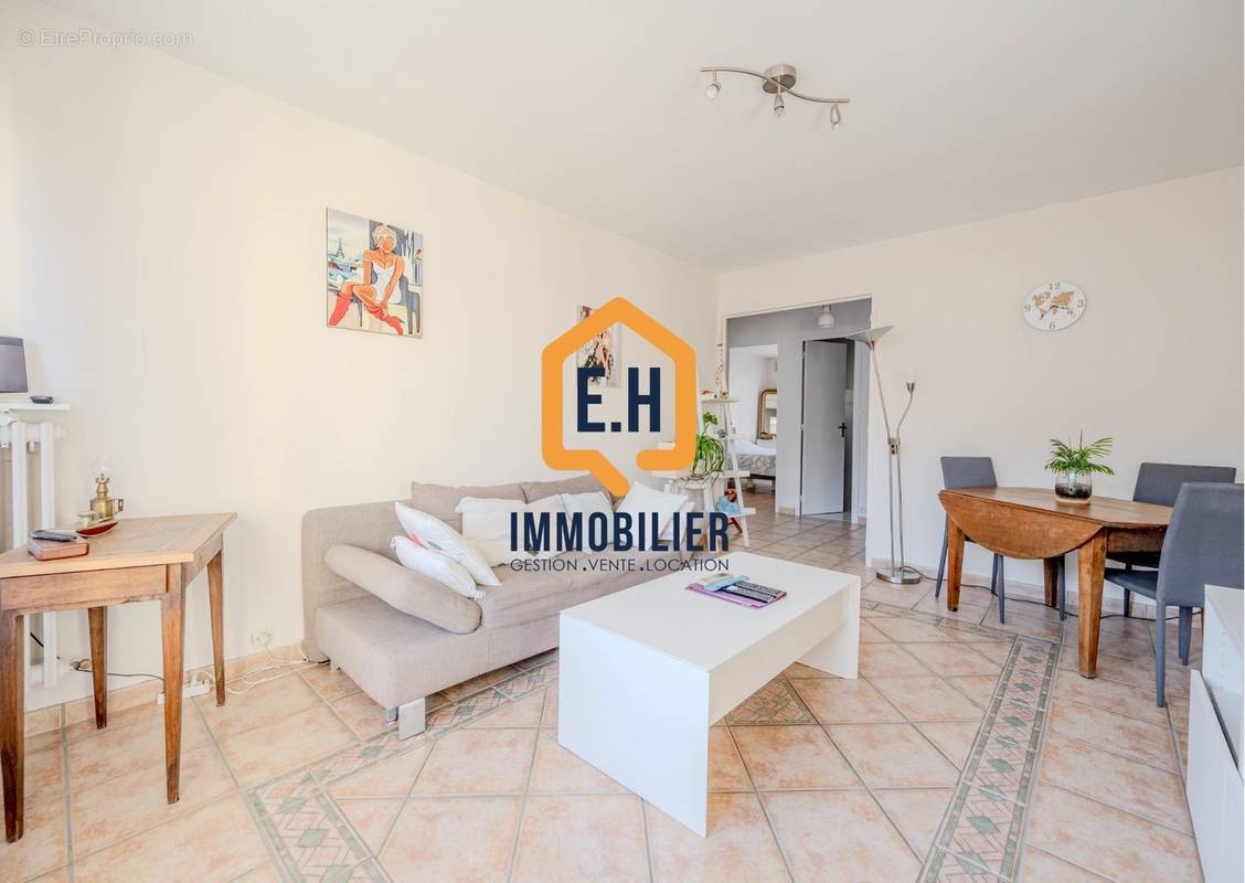 Appartement à HYERES