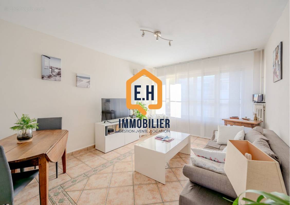 Appartement à HYERES