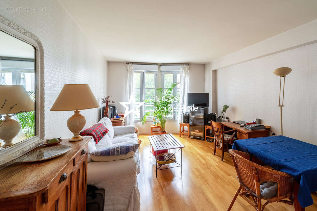 Appartement à PARIS-19E