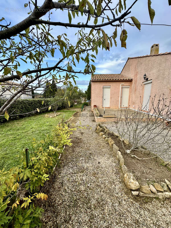 Maison à SAINT-LAURENT-DE-LA-CABRERISSE