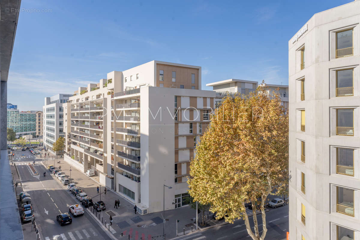 Appartement à MARSEILLE-2E