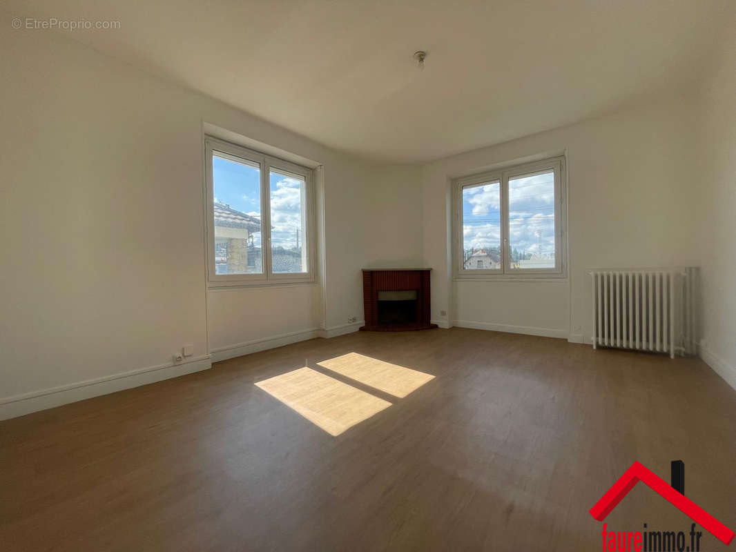 Appartement à BRIVE-LA-GAILLARDE