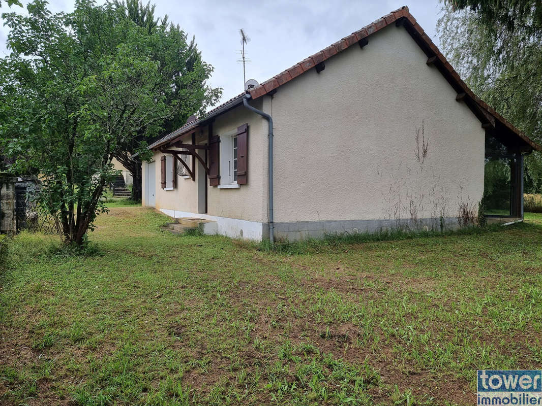 Maison à CHERVEIX-CUBAS