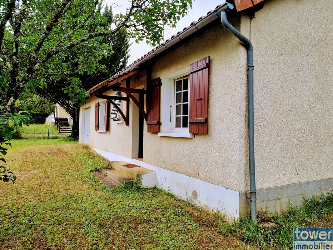 Maison à CHERVEIX-CUBAS