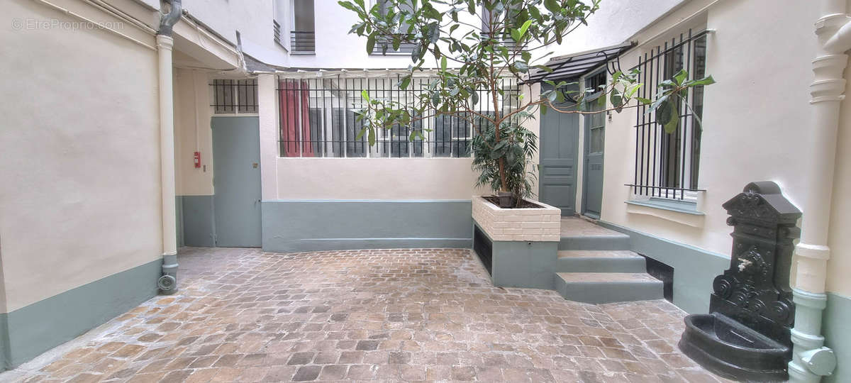 Appartement à PARIS-3E