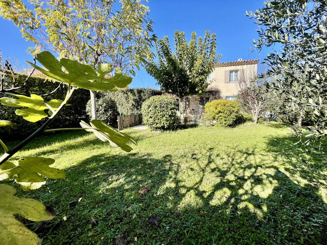 Maison à VAISON-LA-ROMAINE