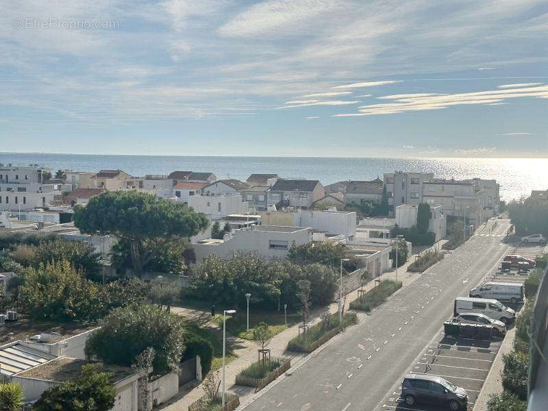 Appartement à MAUGUIO