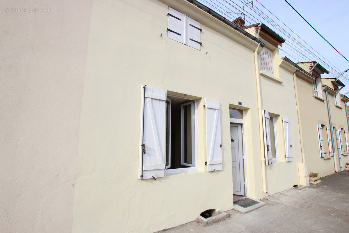 Maison à AUTUN