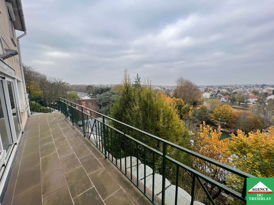 Appartement à CHAMPIGNY-SUR-MARNE