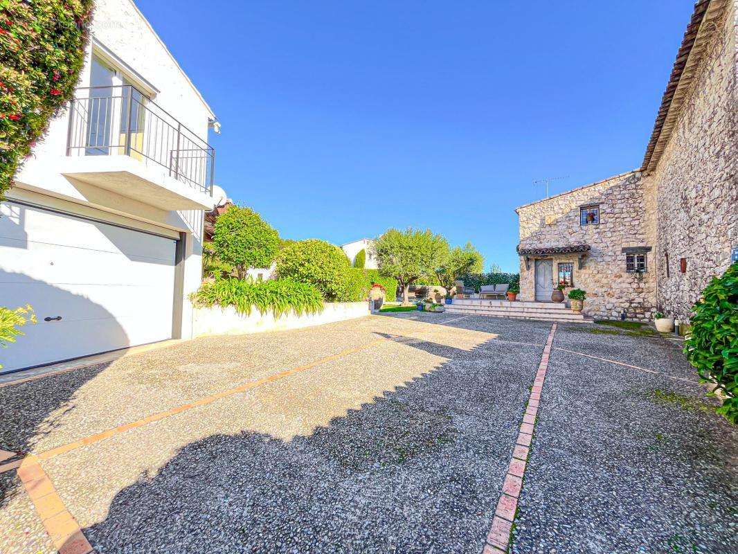 Maison à LA COLLE-SUR-LOUP