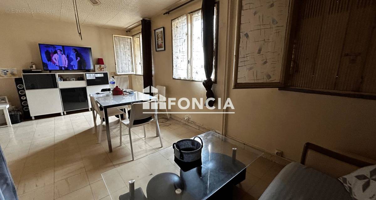 Appartement à MARSEILLE-13E