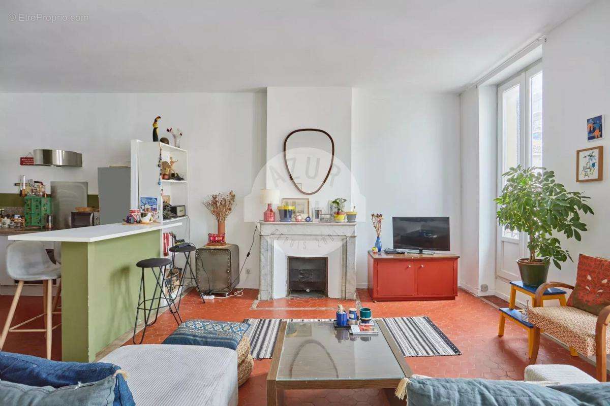 Appartement à MARSEILLE-6E