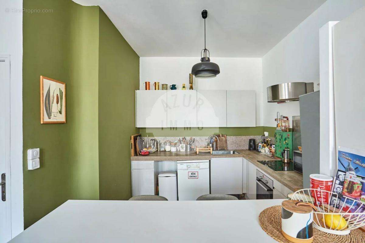 Appartement à MARSEILLE-6E