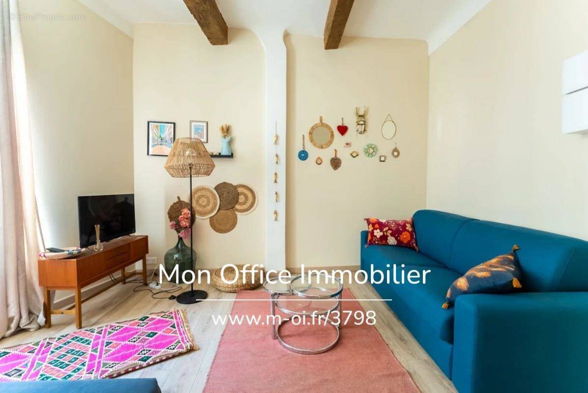 Appartement à MARSEILLE-1E