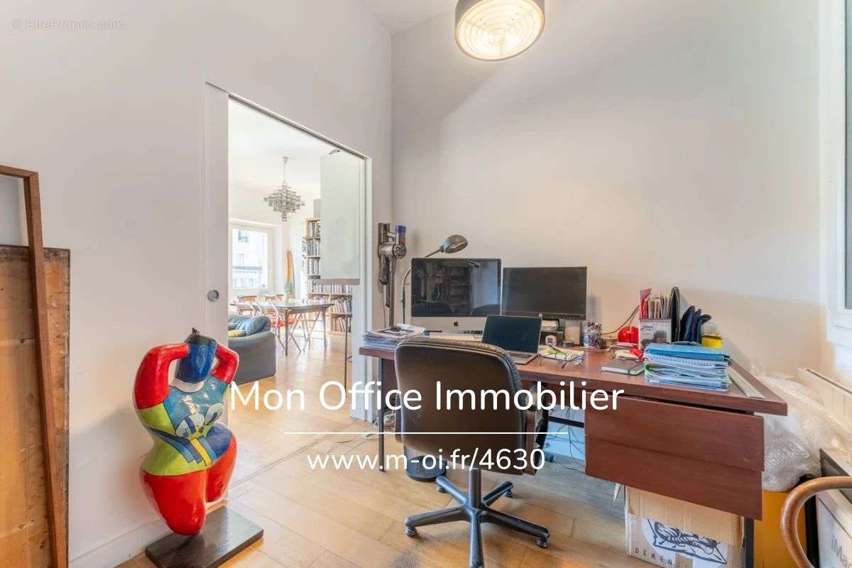 Appartement à MARSEILLE-1E