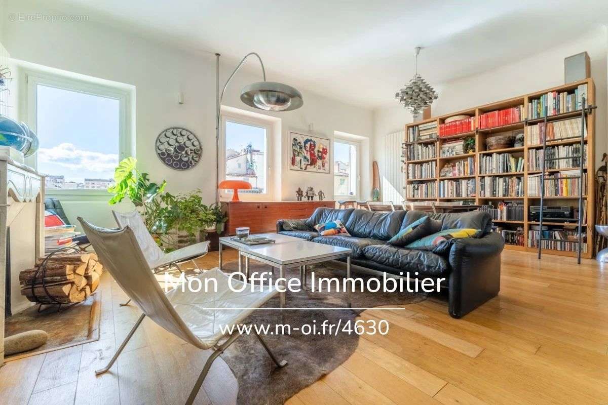 Appartement à MARSEILLE-1E