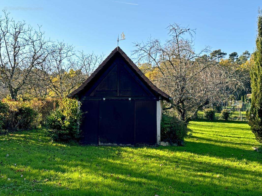 Maison à SAINT-GERMAIN-DU-SALEMBRE