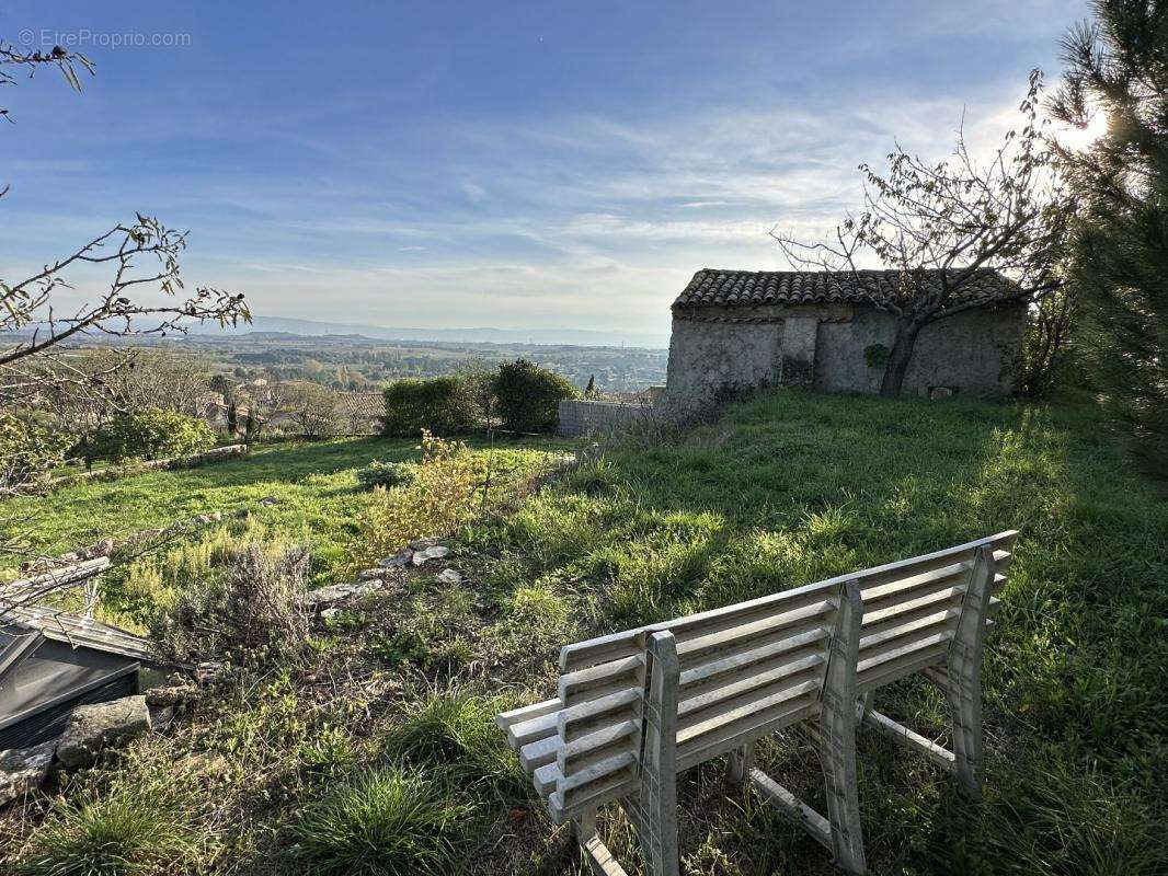 Terrain à CAUNES-MINERVOIS