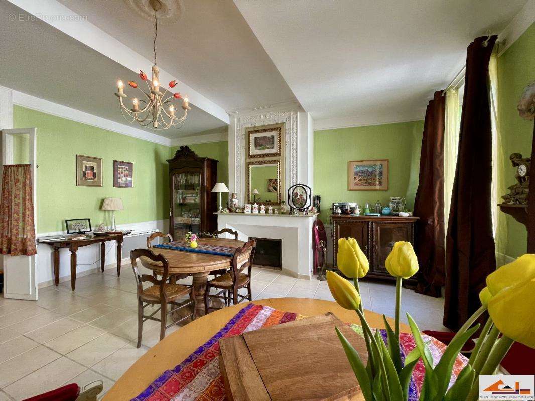 Appartement à RAMONVILLE-SAINT-AGNE