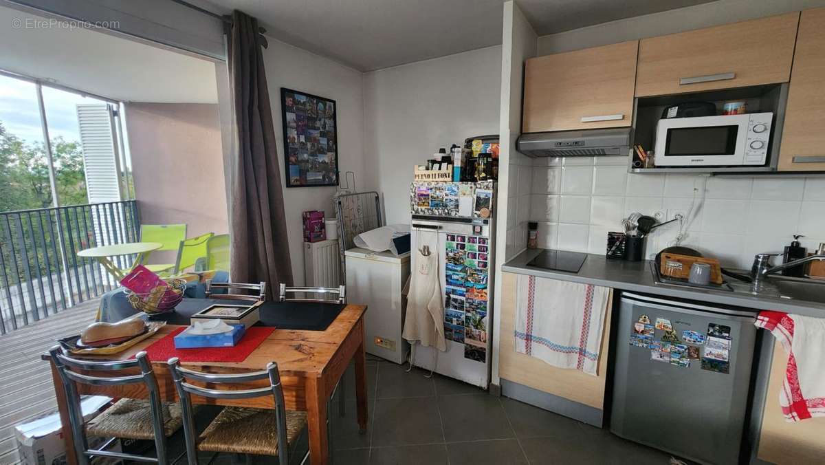 Appartement à MEYZIEU