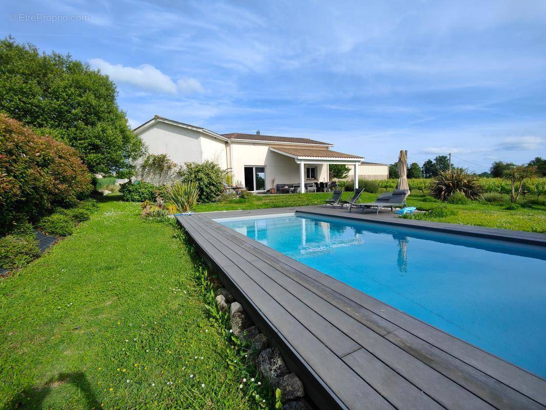 Maison à LA LANDE-DE-FRONSAC