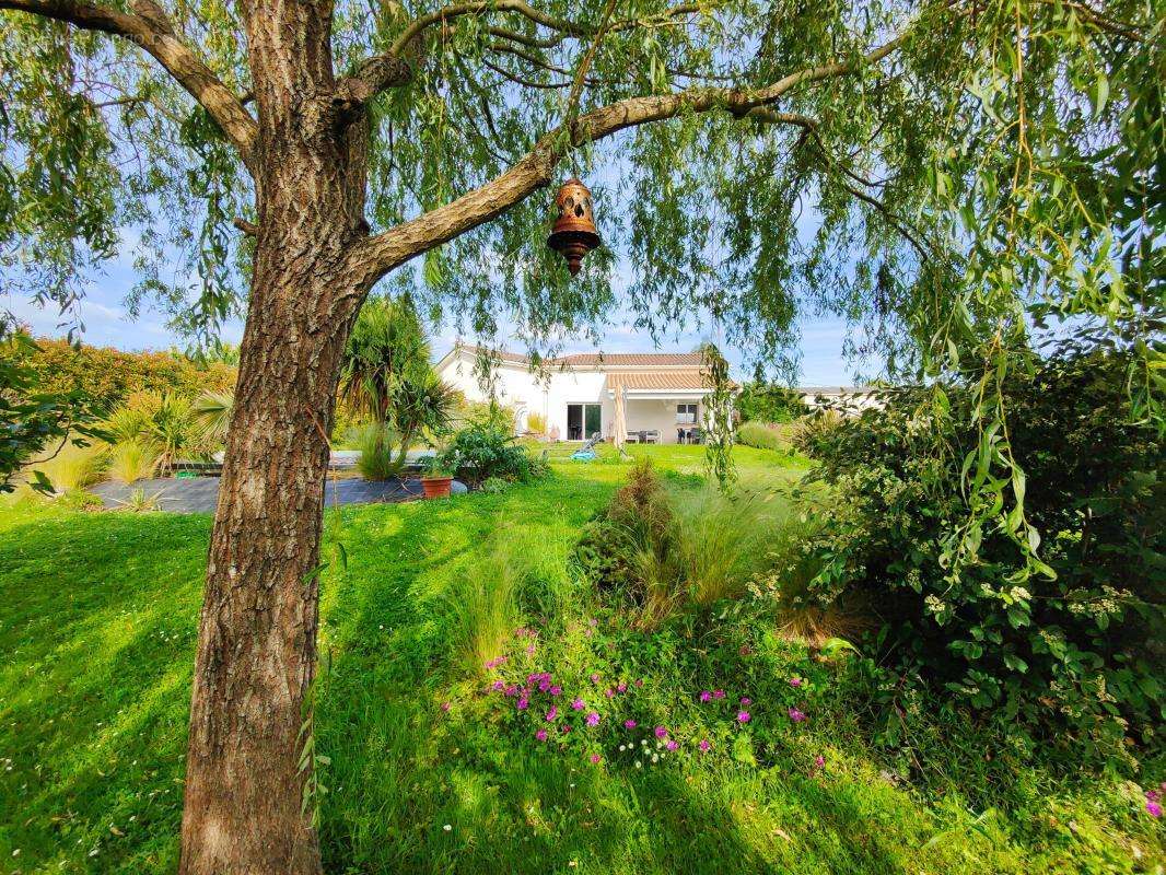 Maison à LA LANDE-DE-FRONSAC