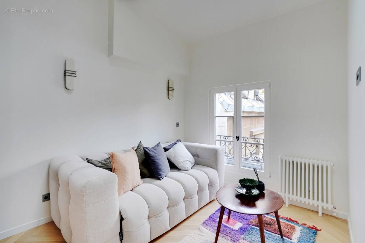 Appartement à PARIS-6E