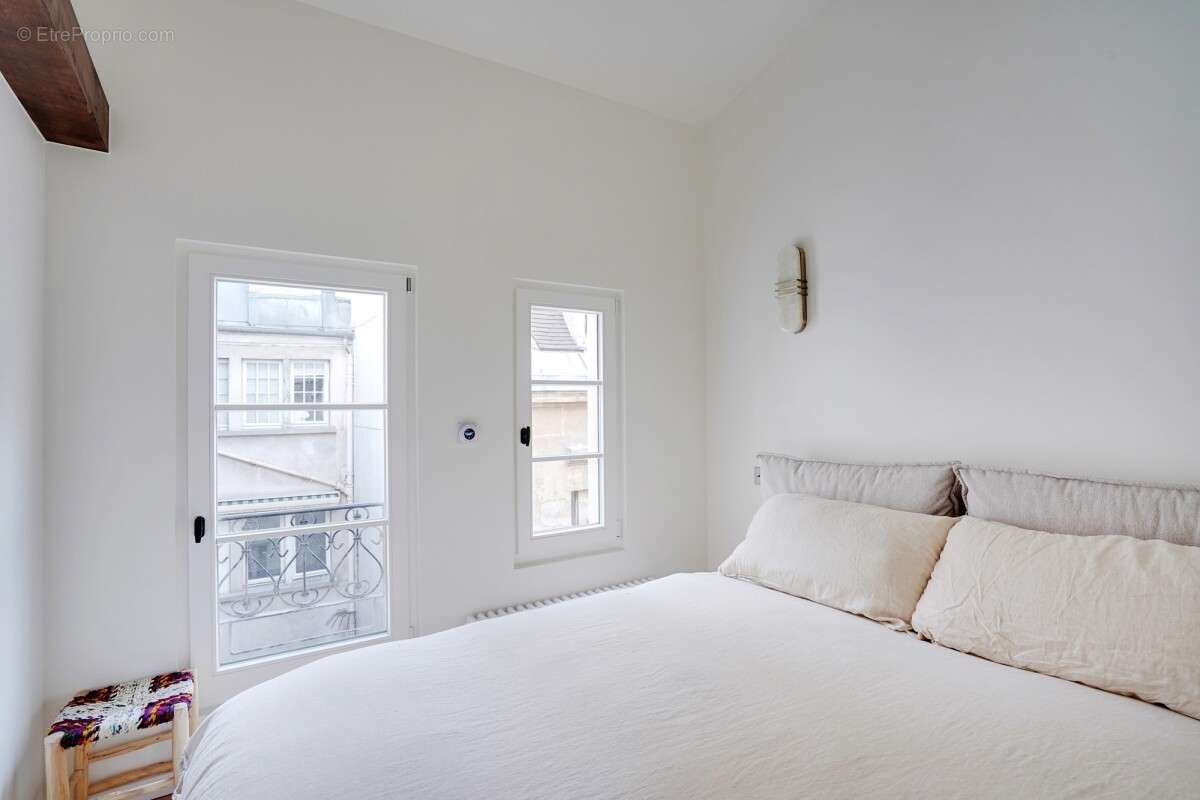 Appartement à PARIS-6E