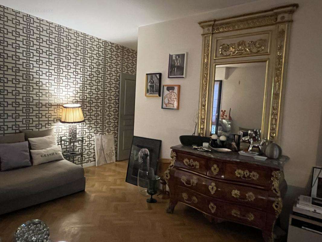 Appartement à BOULOGNE-BILLANCOURT