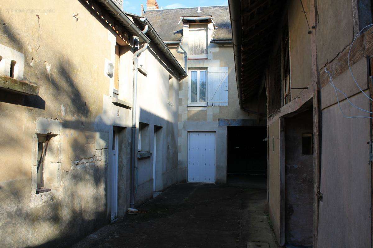 Maison à SAINT-GERVAIS-LES-TROIS-CLOCHERS