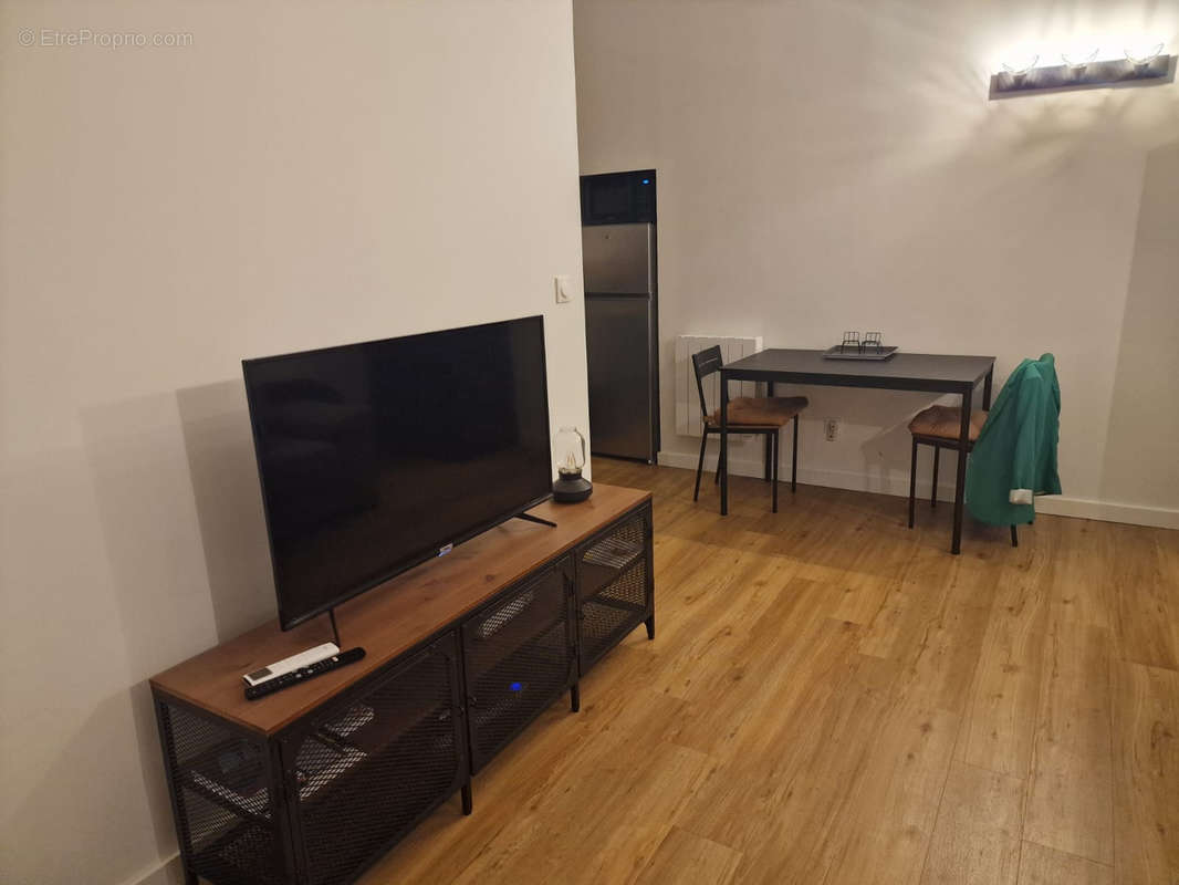 Appartement à MARSEILLE-5E