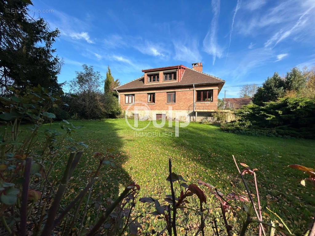 Maison à NEUVILLE-SAINT-VAAST