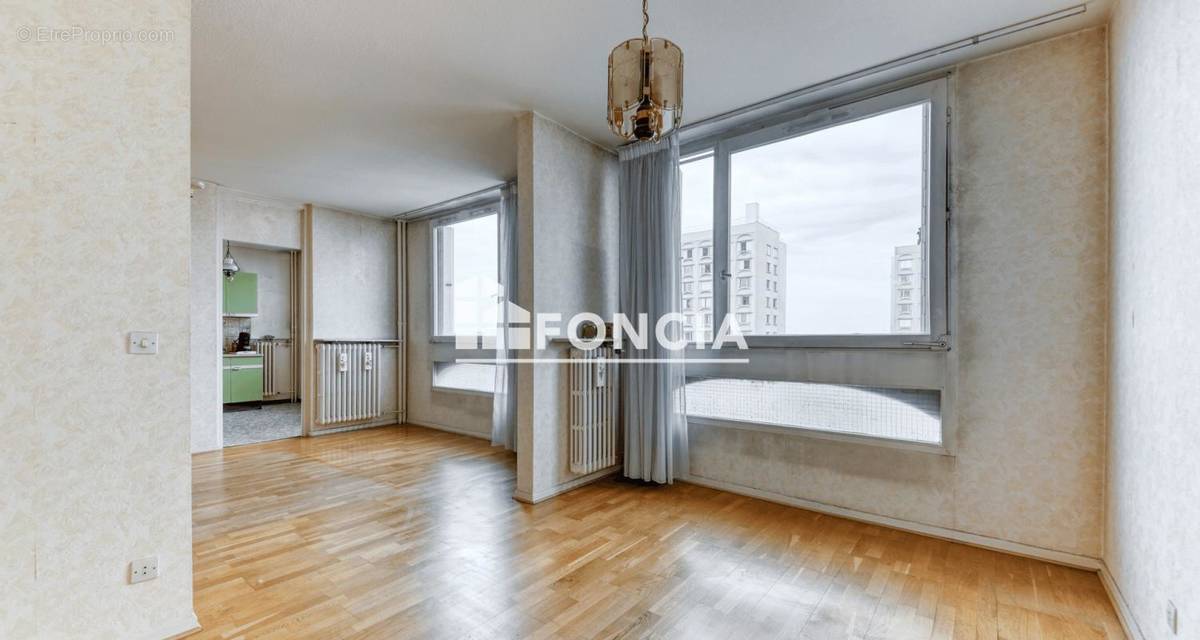 Appartement à LYON-8E