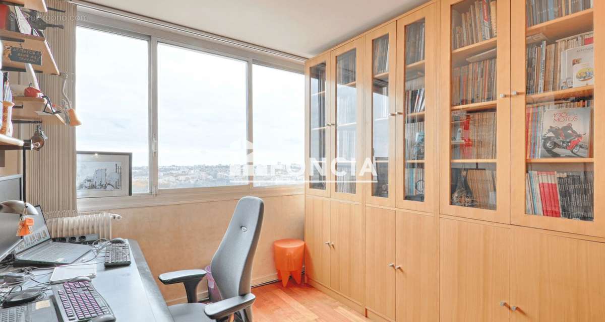 Appartement à PARIS-13E