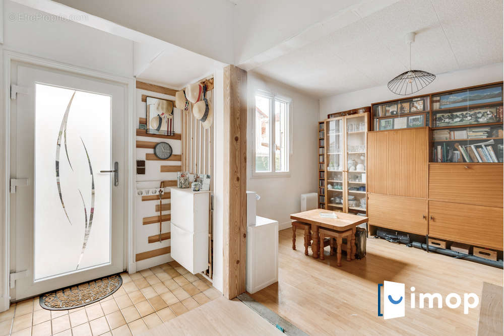 Appartement à ASNIERES-SUR-SEINE