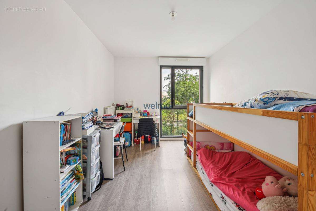 Appartement à NANTERRE