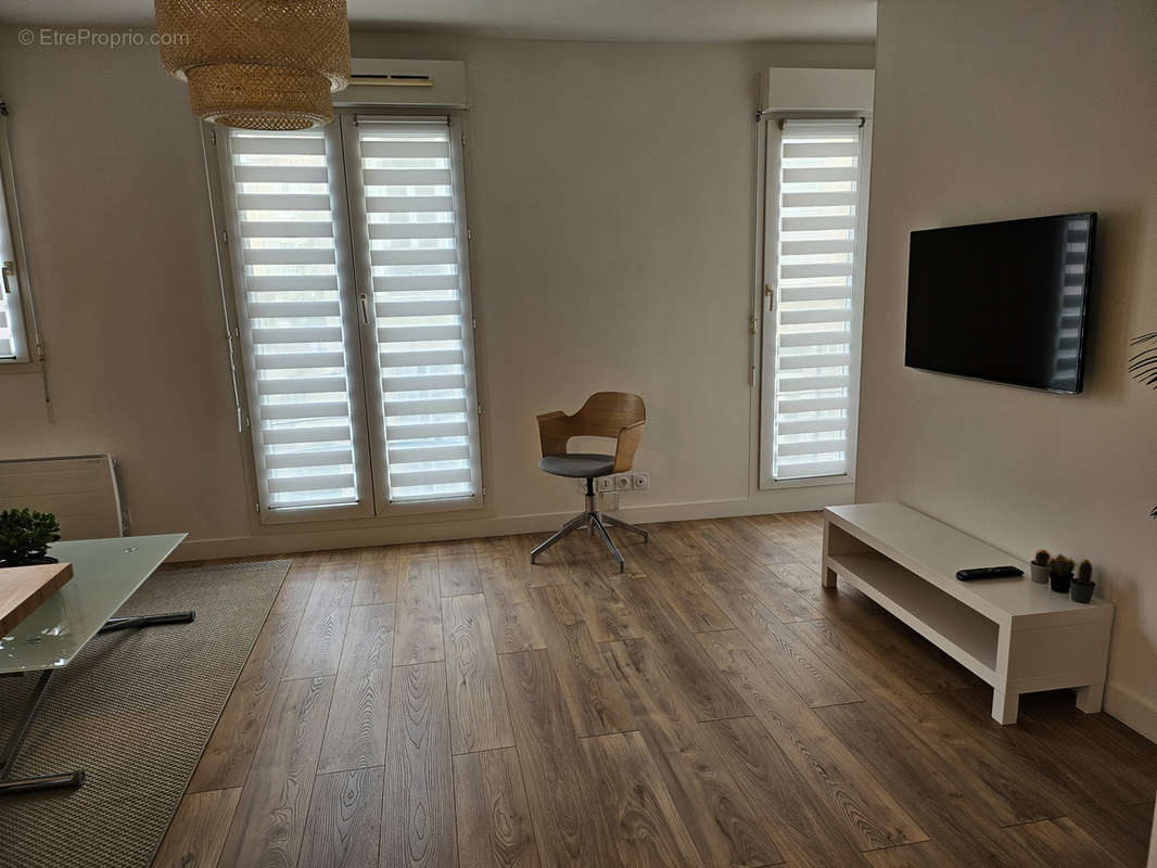 Appartement à MARSEILLE-5E