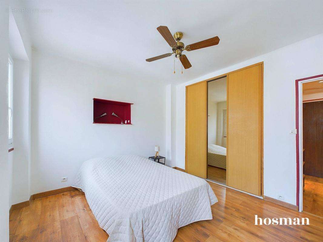 Appartement à MARSEILLE-1E