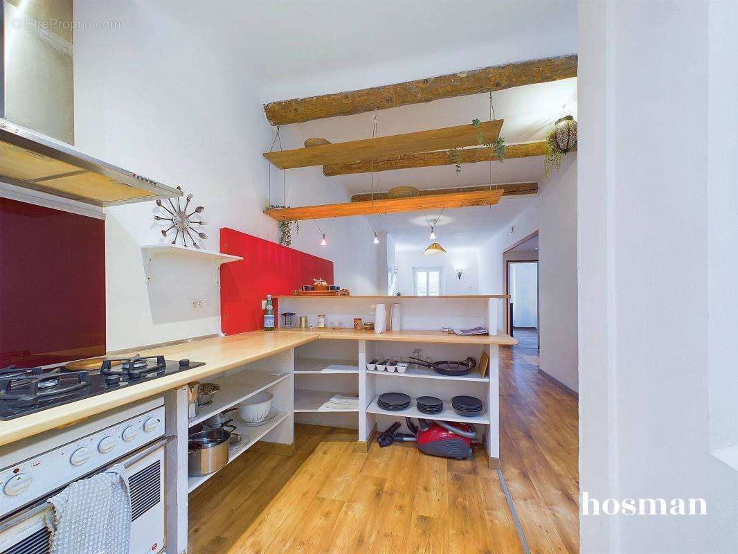 Appartement à MARSEILLE-1E