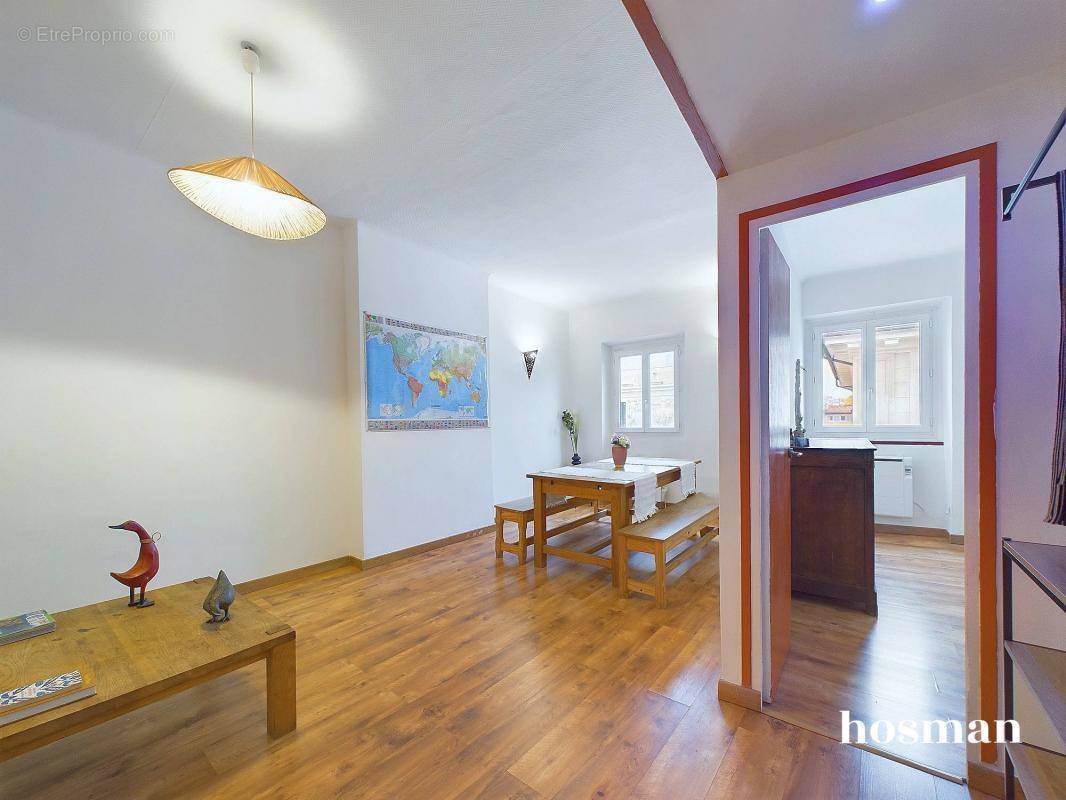 Appartement à MARSEILLE-1E