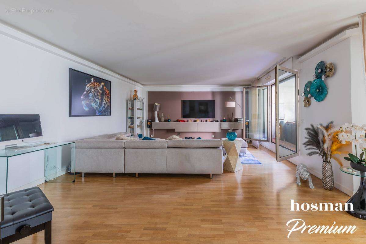 Appartement à LEVALLOIS-PERRET