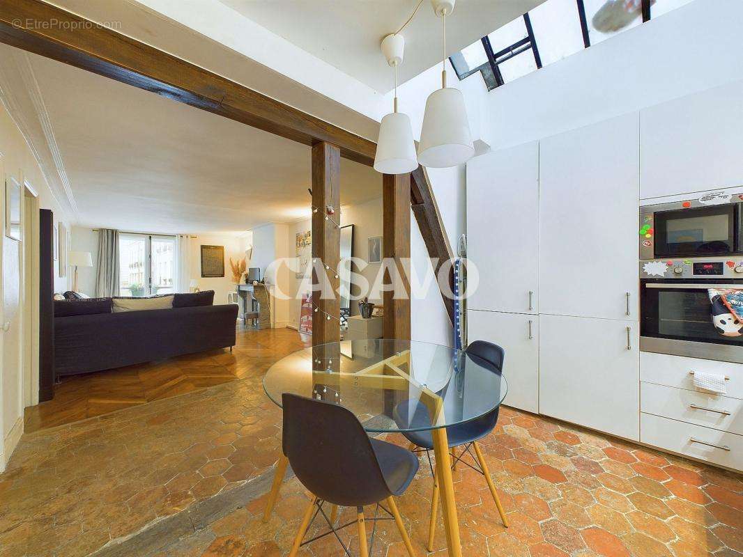 Appartement à PARIS-4E