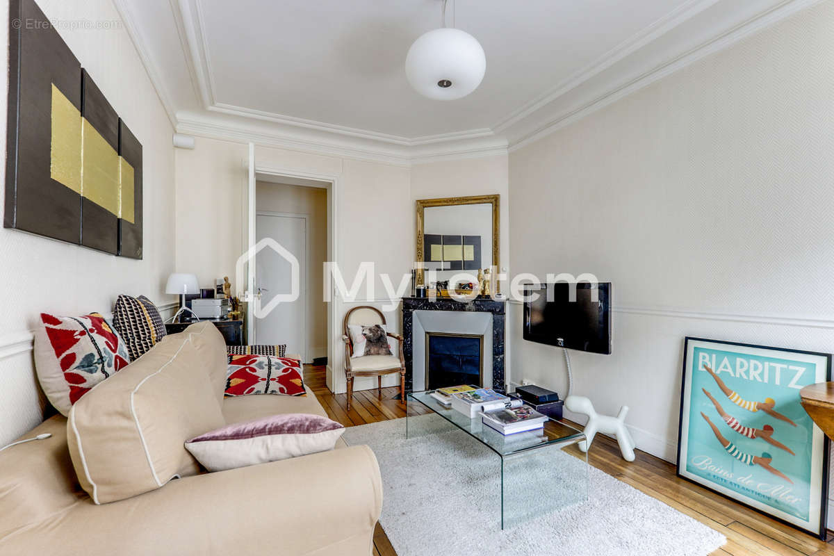 Appartement à PARIS-20E