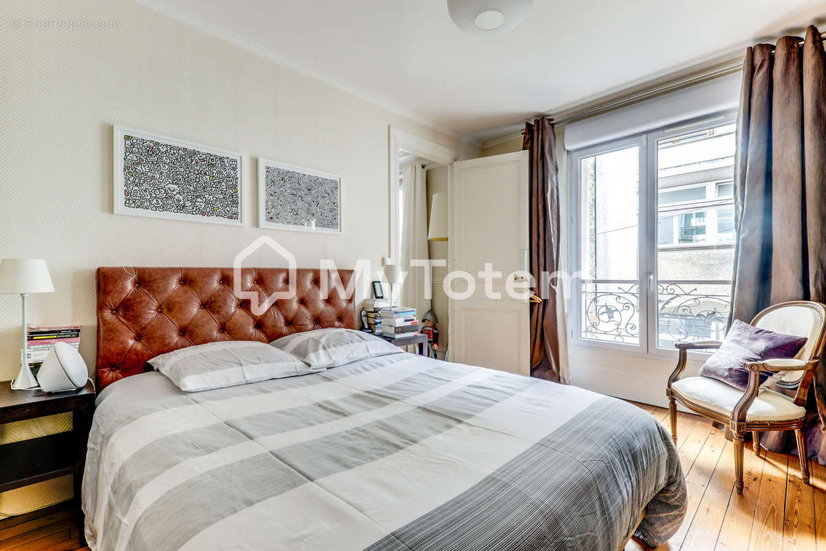 Appartement à PARIS-20E