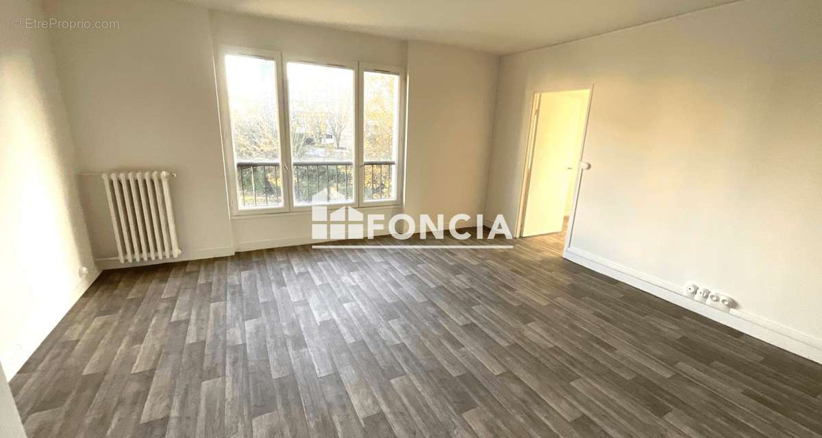 Appartement à BONDY