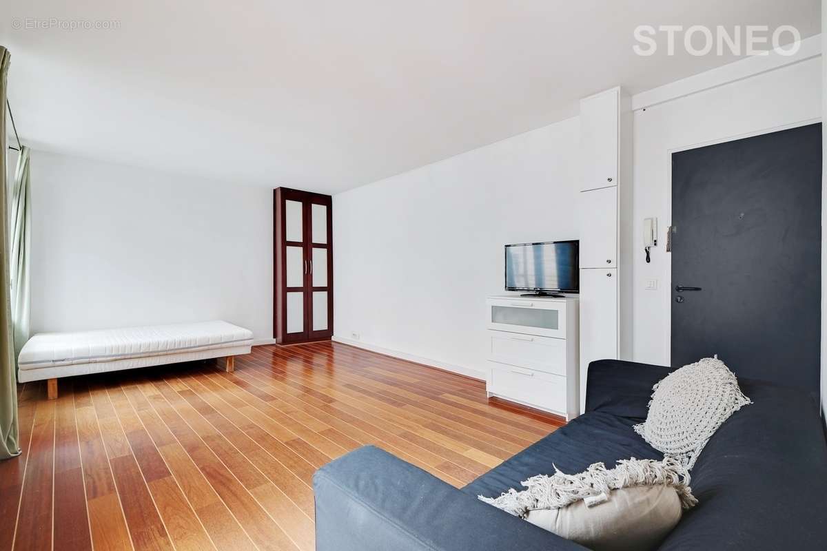 Appartement à PARIS-2E