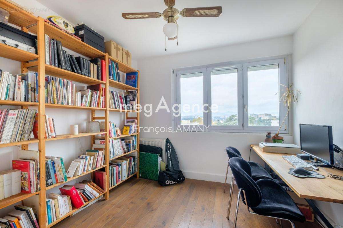 Appartement à LYON-5E